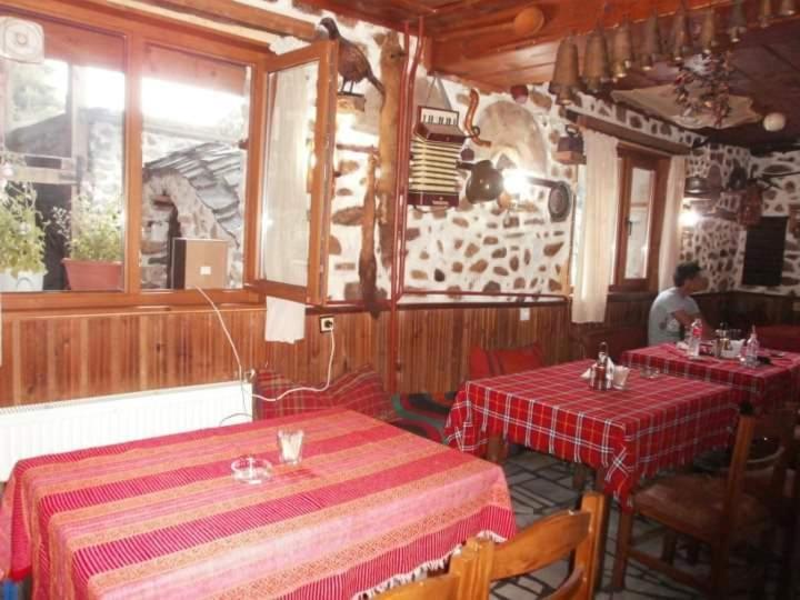 Хотел Механа Воденицата Zlatkov Chiflik Eksteriør bilde